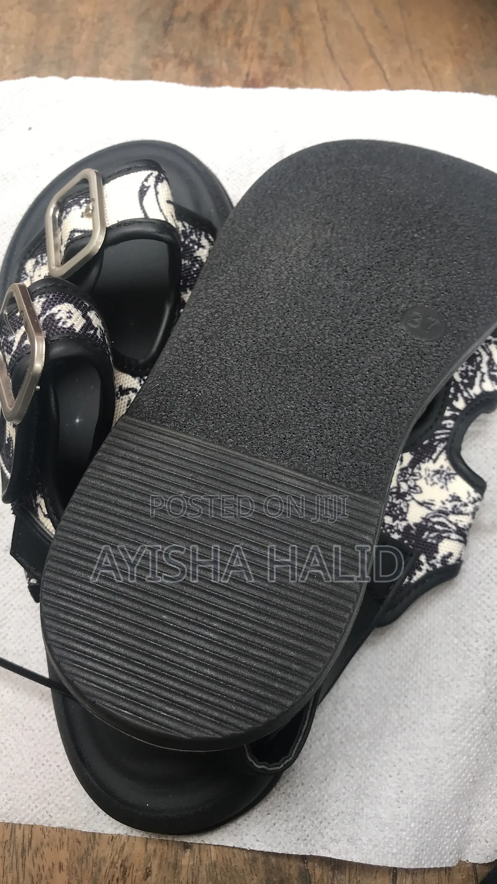 Children Shoes and Sandalsw
