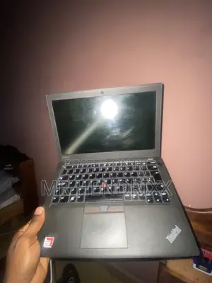 Laptop Lenovo ThinkPad A275 8GB Intel Core i5 SSD 256GB