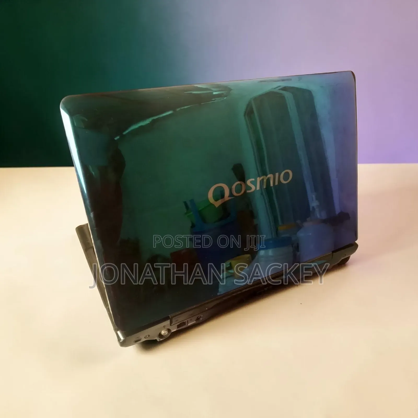 Laptop Toshiba Qosmio F750 8GB Intel Core i7 HDD 1T