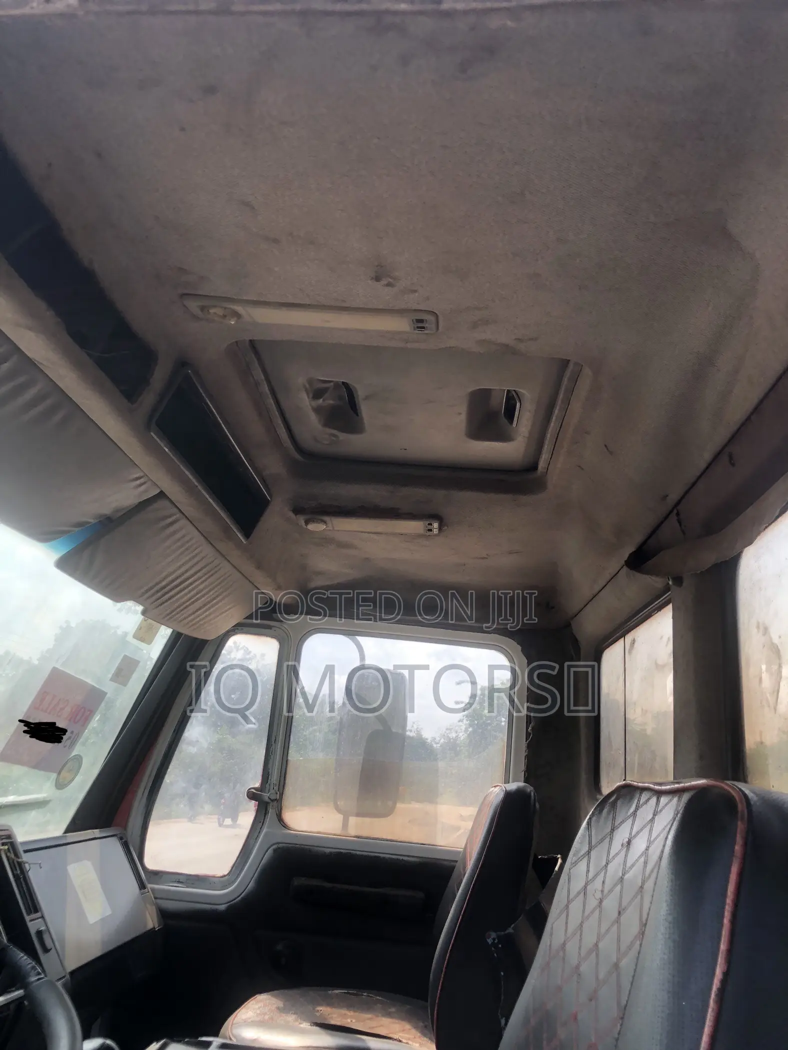 Benz Single Axle Tipper Truck