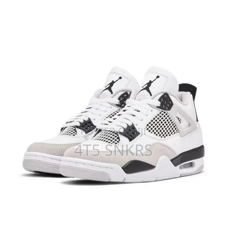 Jordan 4 Retro