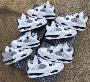 Jordan 4 Retro
