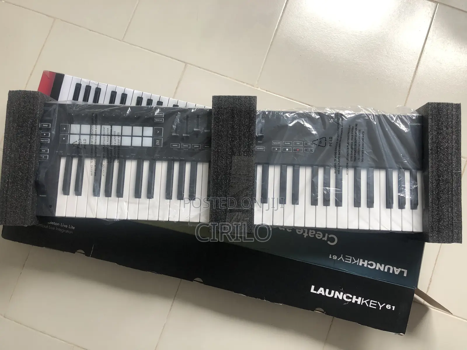 Novation Launchkey 61 Mk3 Midi Keyboard [Unregistered Serial Key]