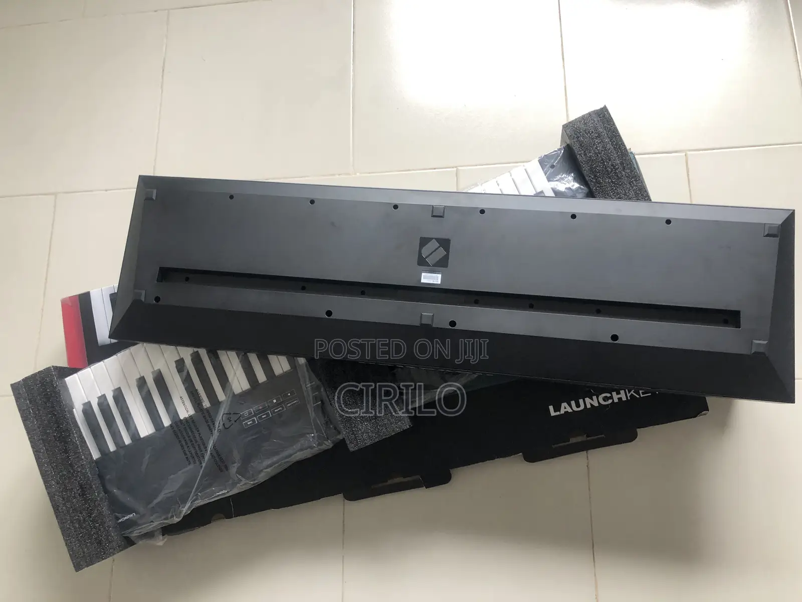 Novation Launchkey 61 Mk3 Midi Keyboard [Unregistered Serial Key]