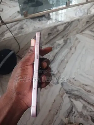 Apple iPhone 15 Plus 128 GB Pink