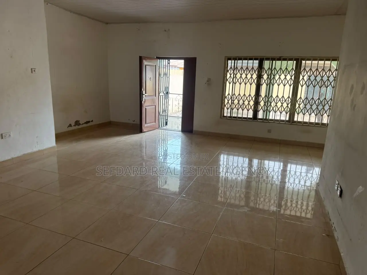 2bdrm House in Sefdard Properties, Achimota for rent