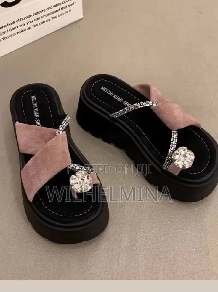 Mimie's Glamour Galore