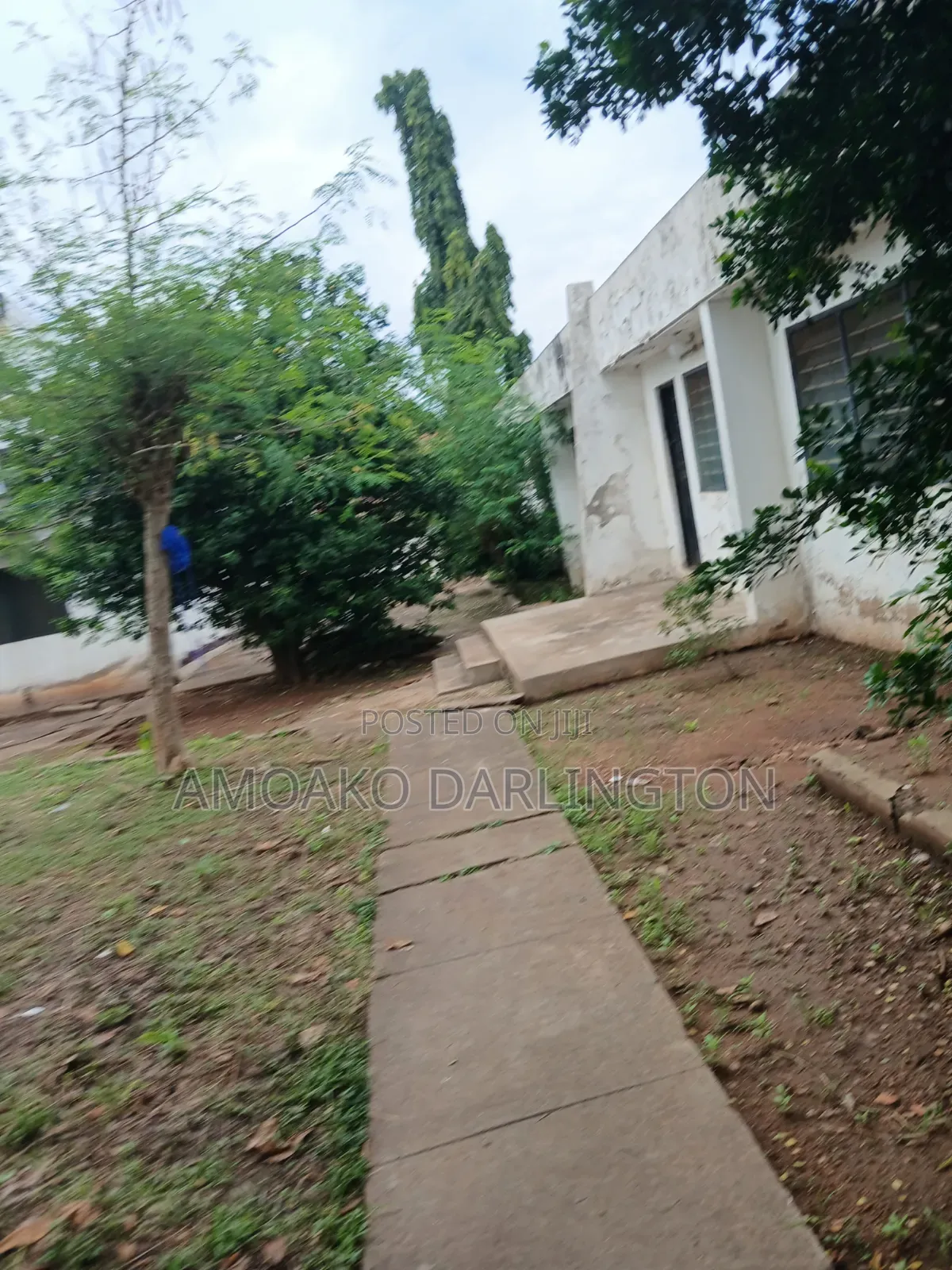 2 Plot and Old House for Sale