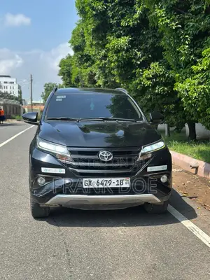 Toyota Rush 1.5 AWD 2018 Black