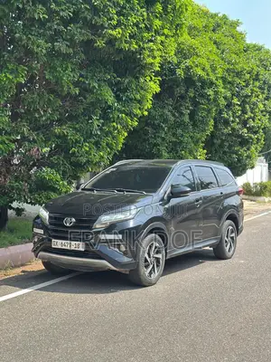 Toyota Rush 1.5 AWD 2018 Black