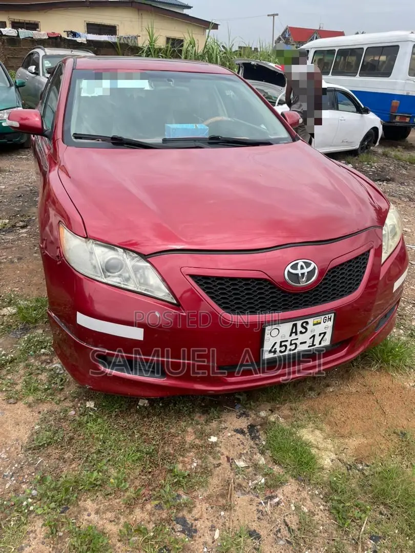 Toyota Camry 2010 Red