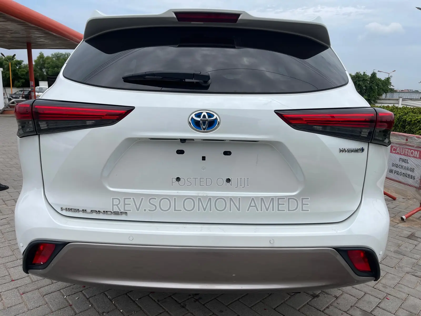 Toyota Highlander Hybrid 2021 White