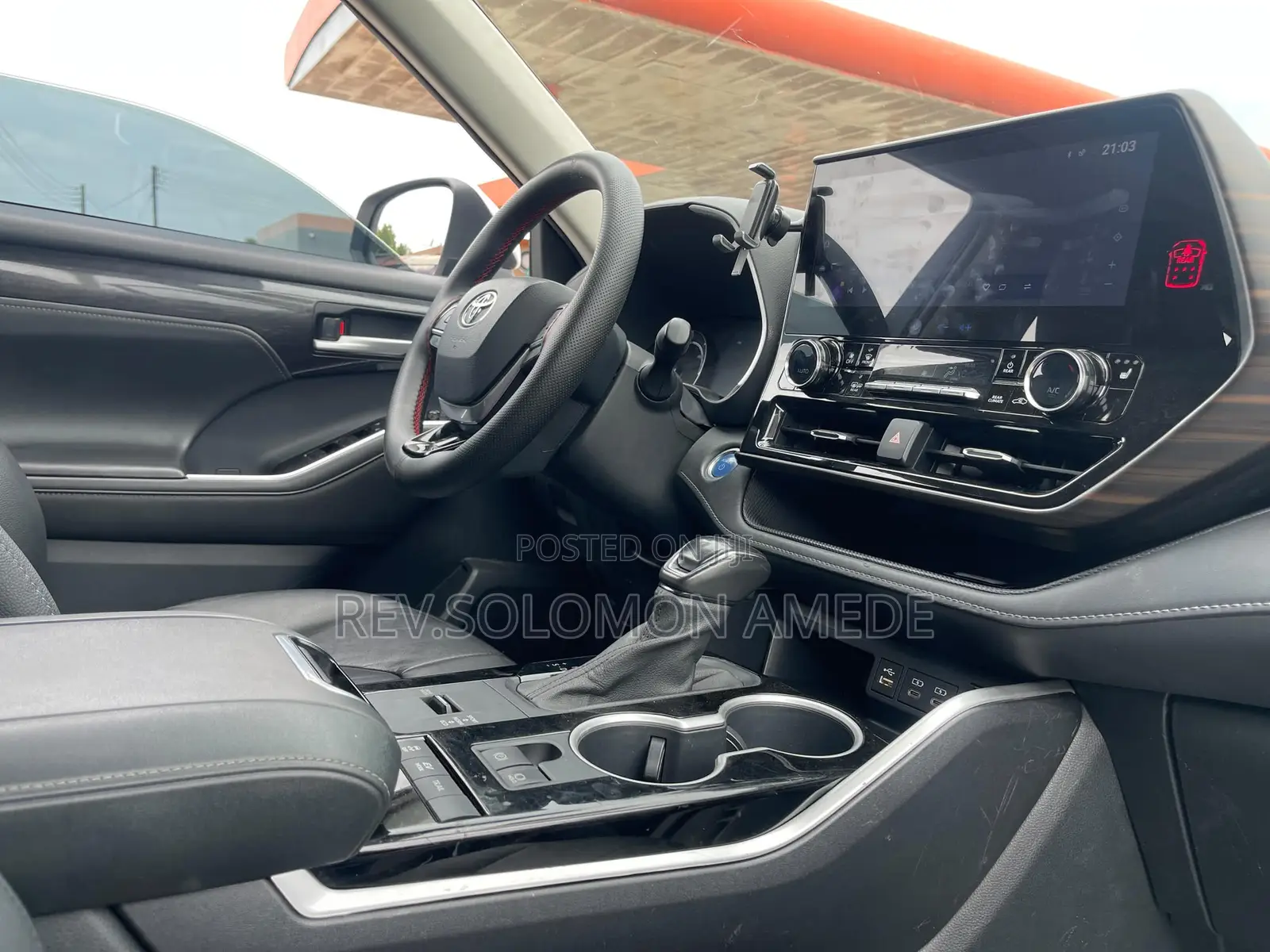 Toyota Highlander Hybrid 2021 White