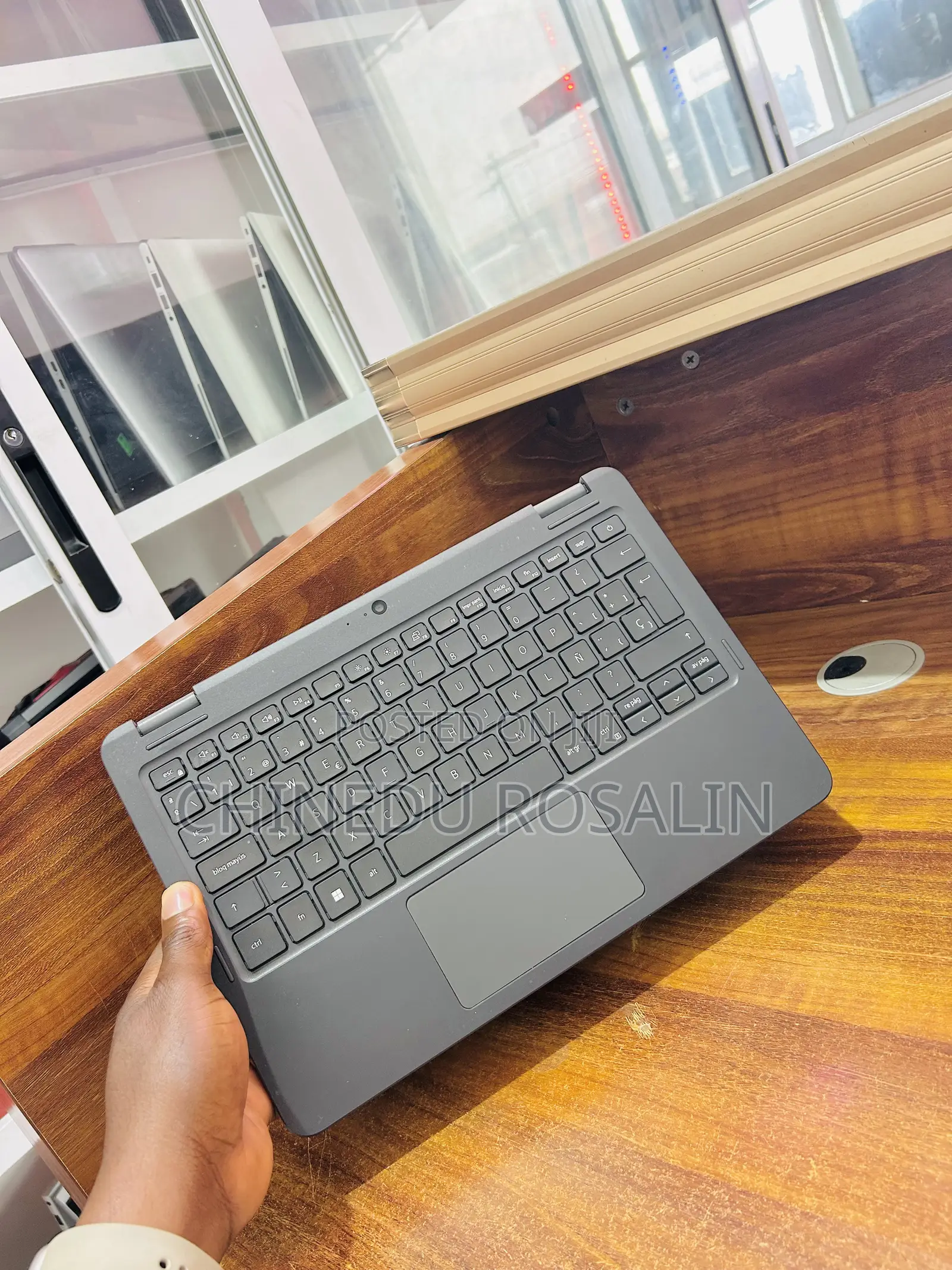 Laptop Dell Latitude 3120 8GB Intel Pentium SSD 128GB