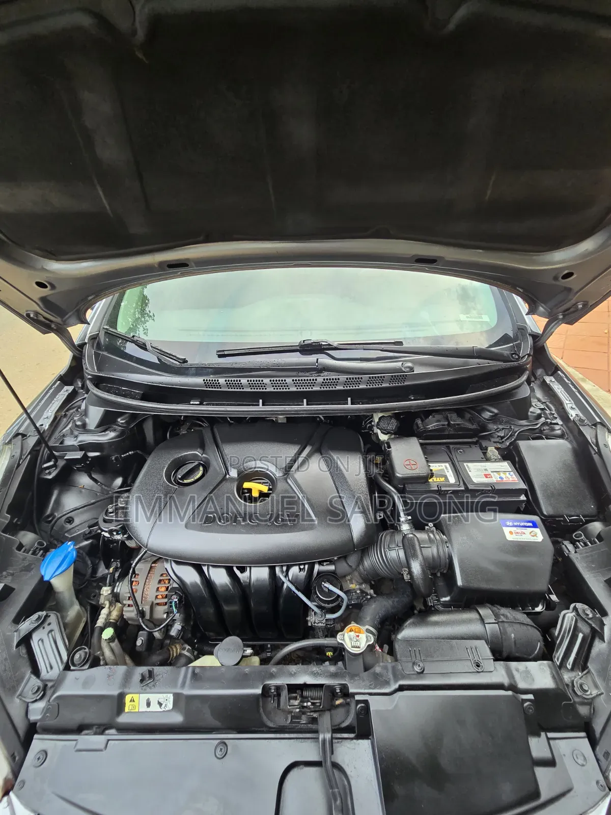Hyundai Elantra Limited 4dr Sedan (1.8L 4cyl 6A) 2015 Gray