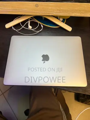 Laptop Apple MacBook Pro 2016 8GB Intel Core i5 SSD 256GB