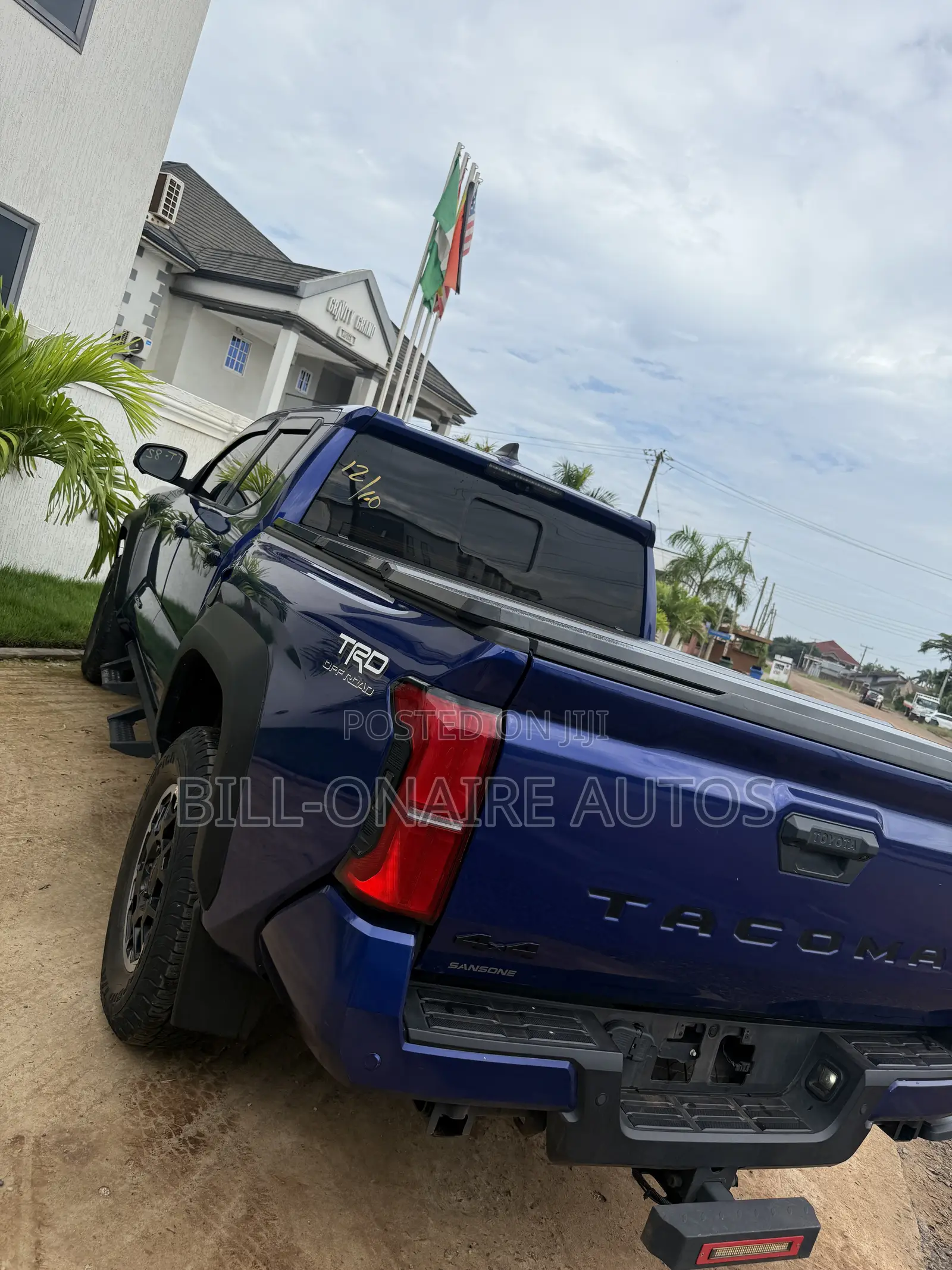 Toyota Tacoma 2024 Blue