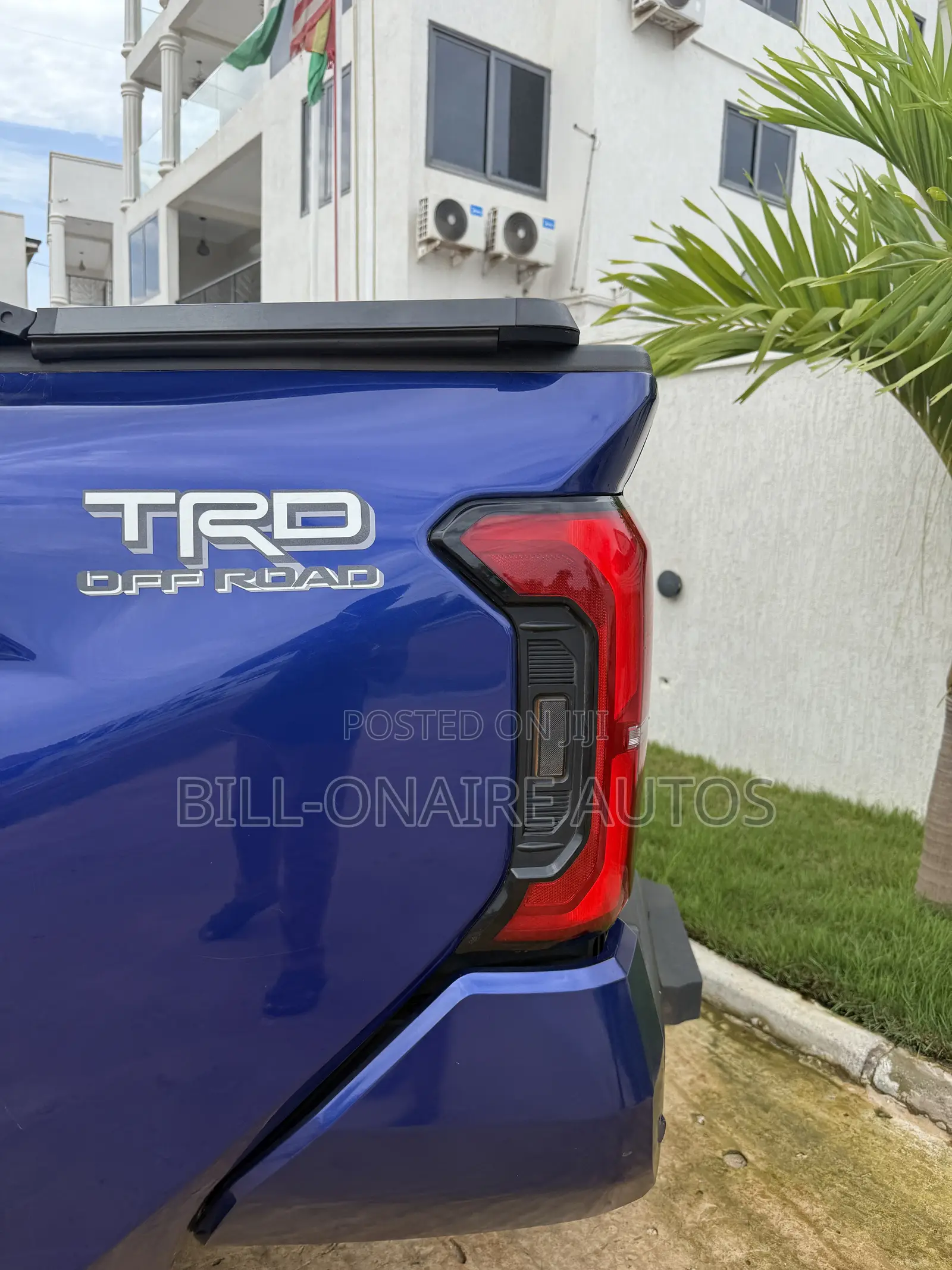 Toyota Tacoma 2024 Blue