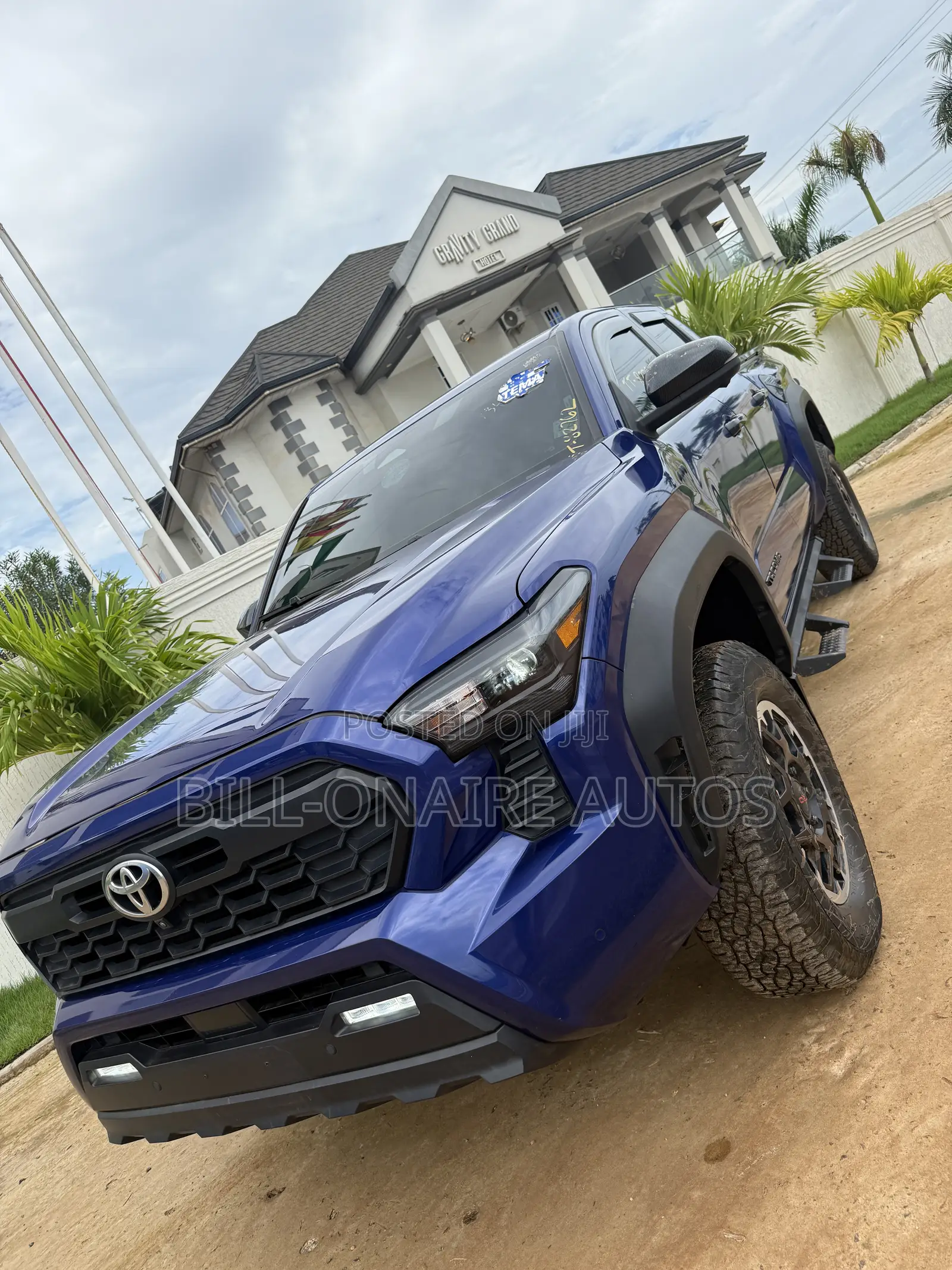 Toyota Tacoma 2024 Blue