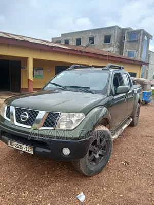 Nissan Frontier Crew Cab SE 4x4 2010 Green