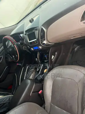 Hyundai Tucson Limited AWD 2013 Black