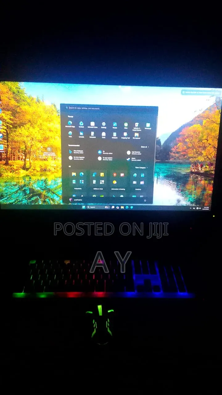 Desktop Computer Asus 16GB Intel Core i5 HDD+SSD 700GB