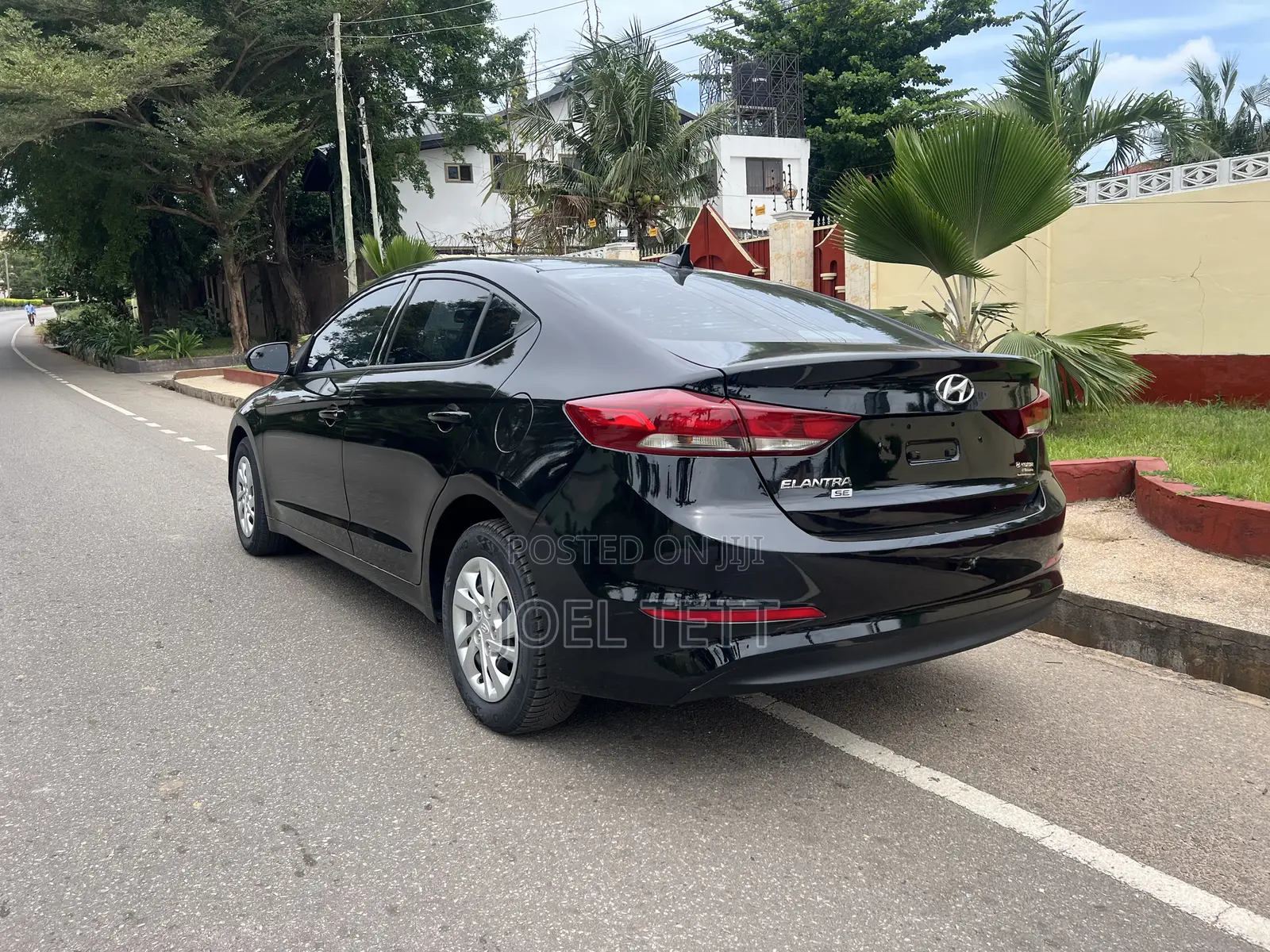 Hyundai Elantra 2016 Black