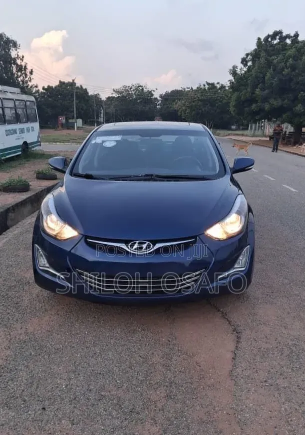 Hyundai Elantra 2016 Blue