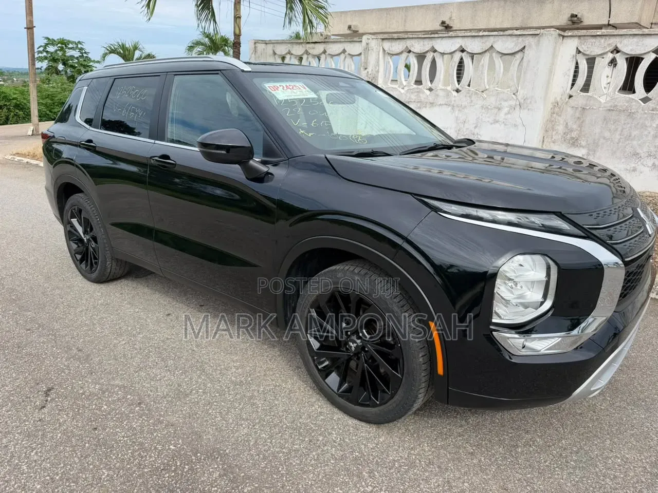 Mitsubishi Outlander SEL Launch Edition 2022 Black