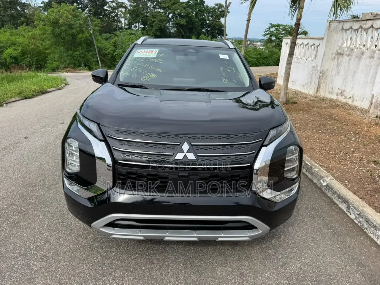 Mitsubishi Outlander SEL Launch Edition 2022 Black