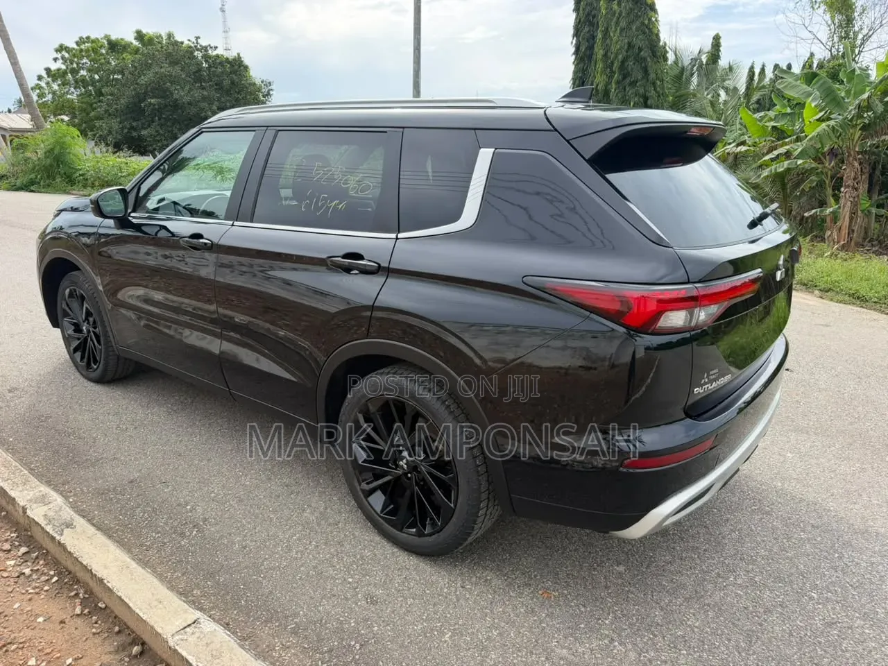 Mitsubishi Outlander SEL Launch Edition 2022 Black