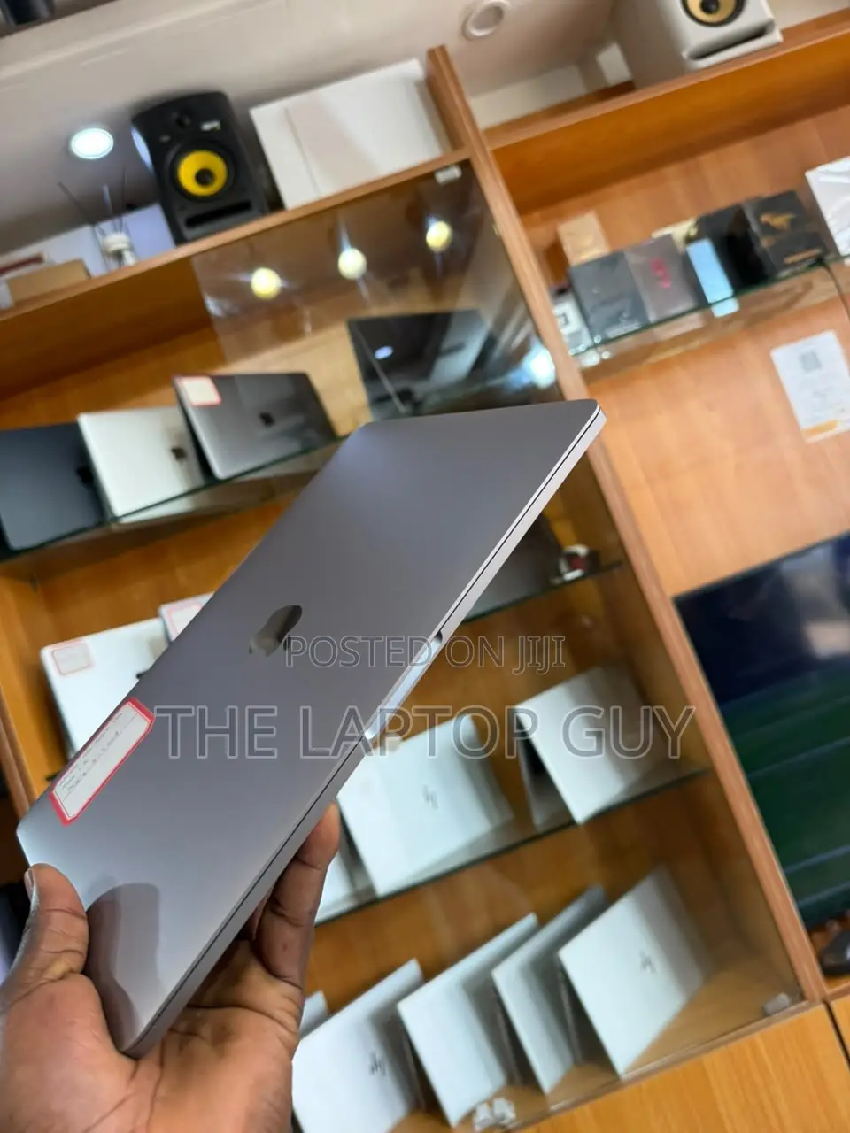 Laptop Apple MacBook Pro 2020 16GB Intel Core i5 SSD 512GB