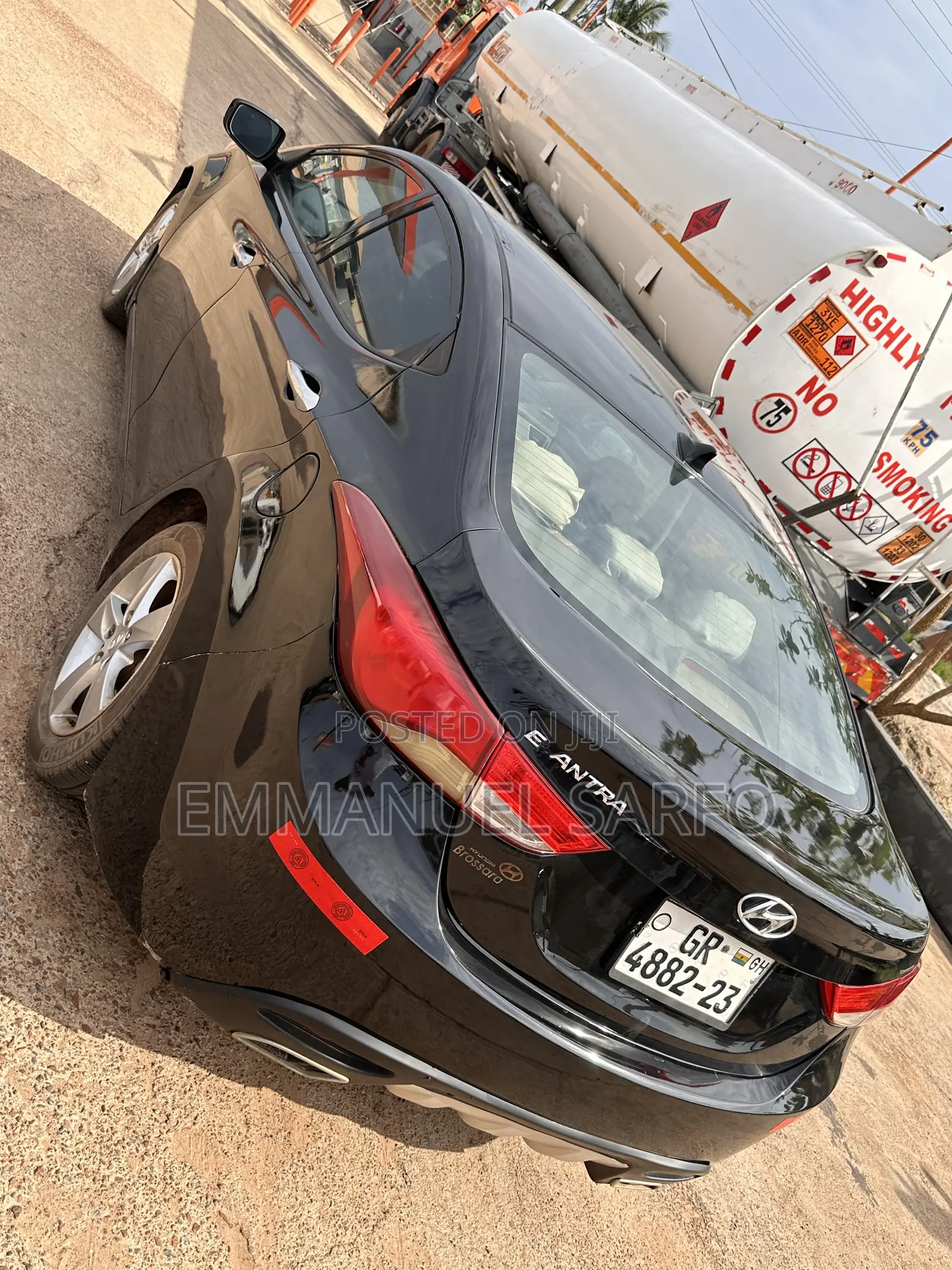 Hyundai Elantra Limited Sedan FWD (1.8L 4cyl 6A) 2013 Black