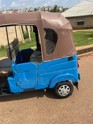 Bajaj RE 2026 Blue
