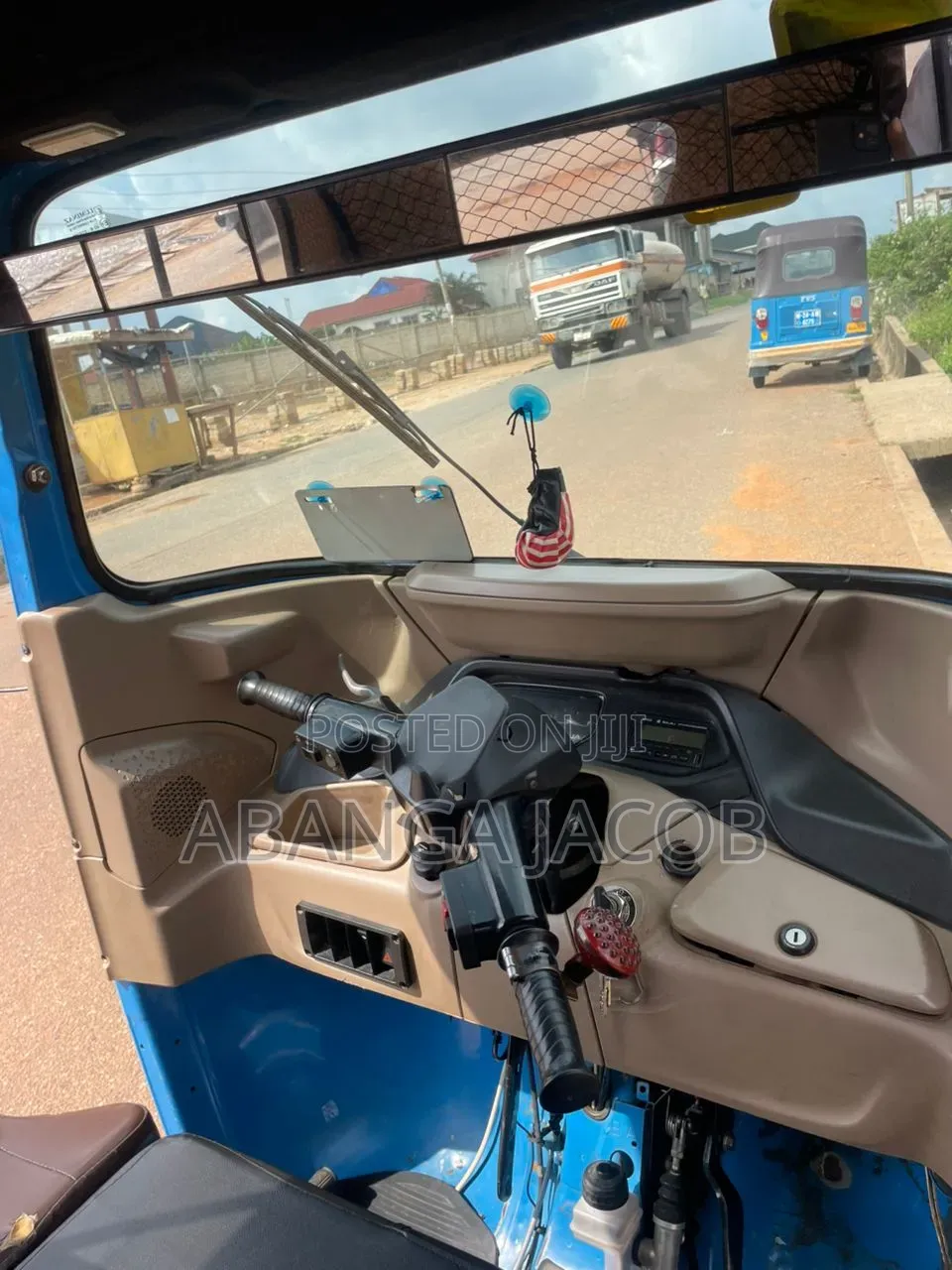 Bajaj RE 2026 Blue