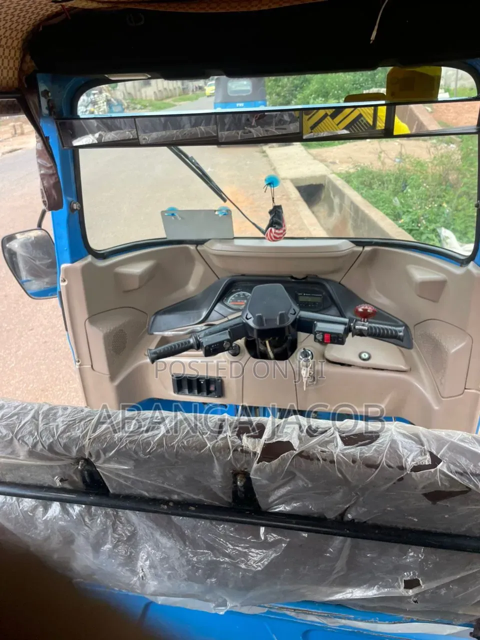 Bajaj RE 2026 Blue