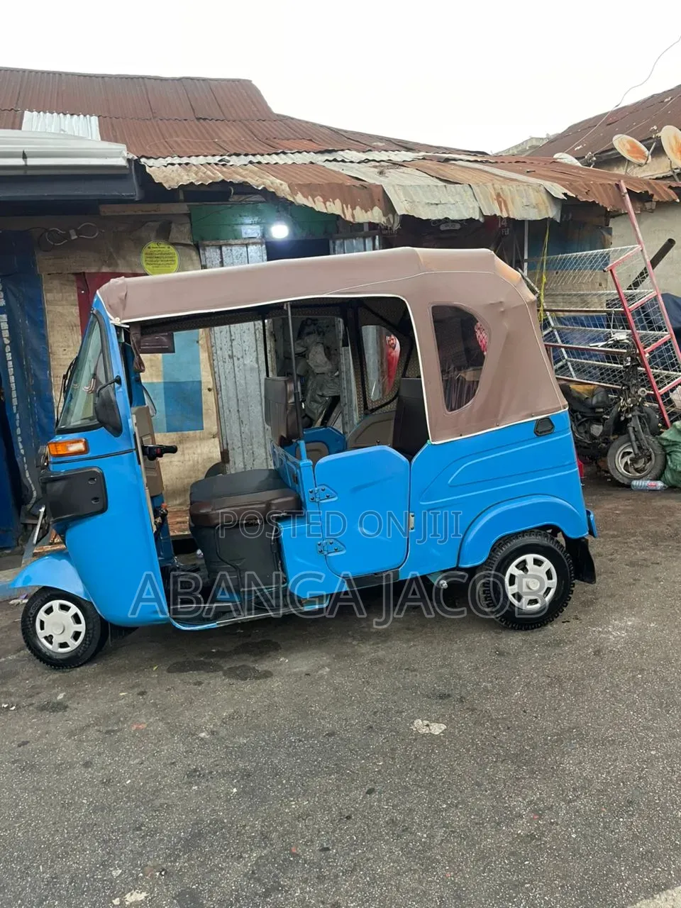 Bajaj RE 2026 Blue
