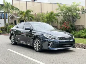 Kia K5 2.0 MPI 2015 Black