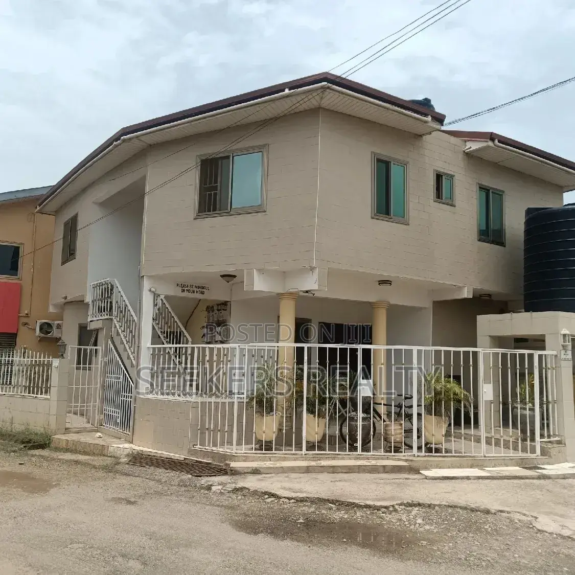 Furnished 2bdrm Apartment in Seekers Realty, Osu for rent