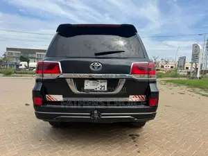 Toyota Land Cruiser 4.0 V6 GX-R 2012 Black