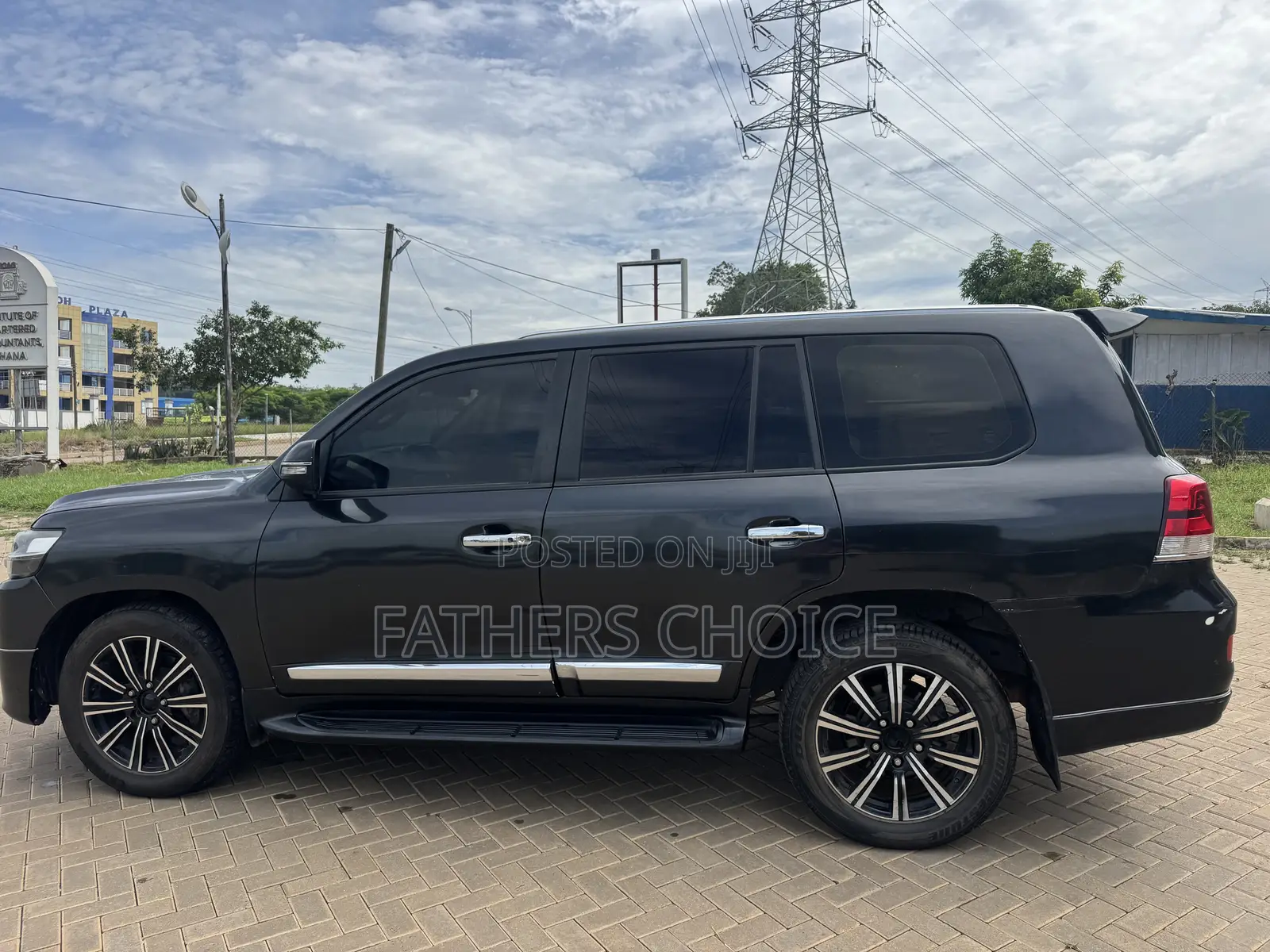 Toyota Land Cruiser 4.0 V6 GX-R 2012 Black