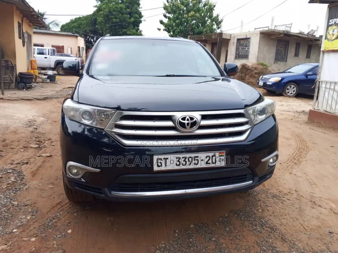 Toyota Highlander 3.5L 4WD 2013 Blue