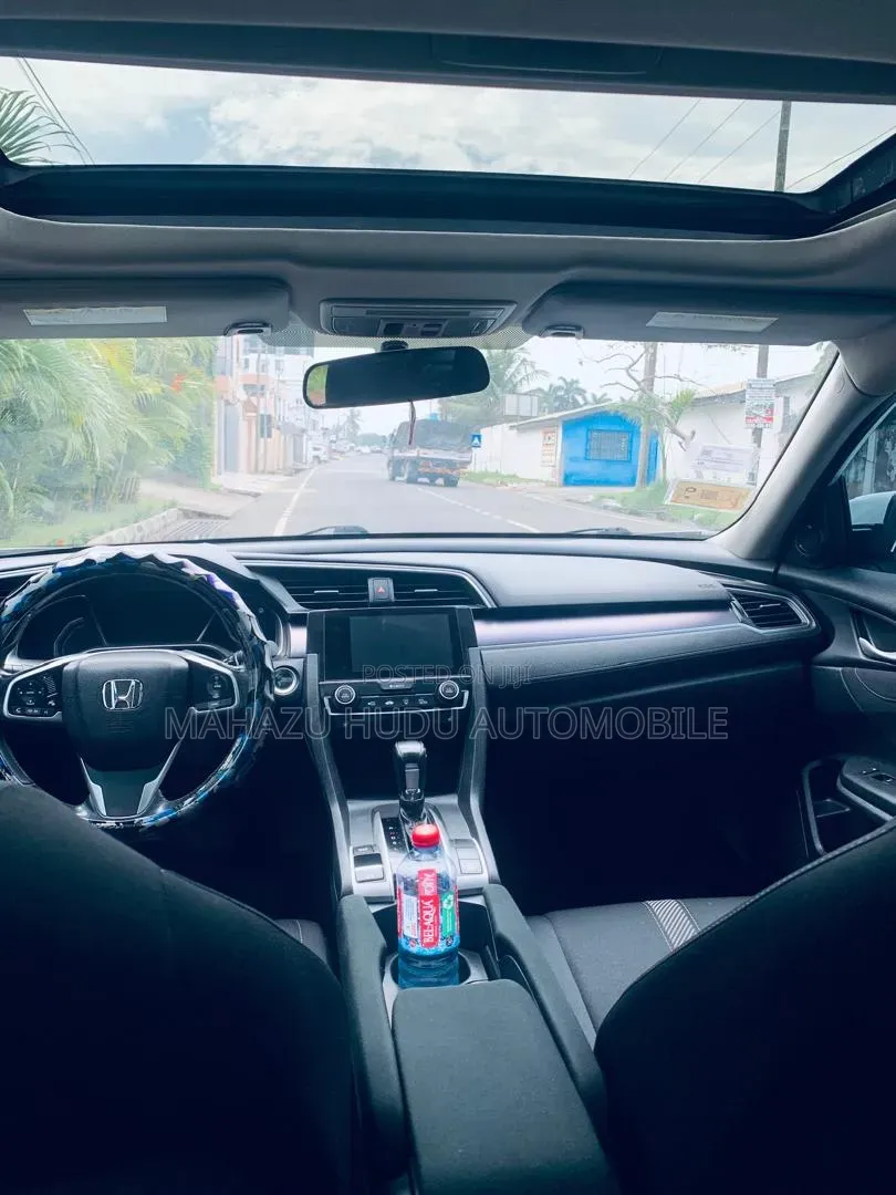 Honda Civic EX-L Sedan 2018 White