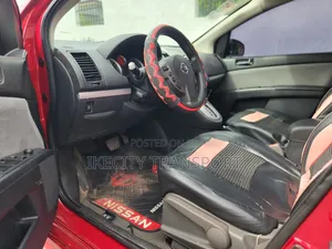 Nissan Sentra 2.0 2011 Red