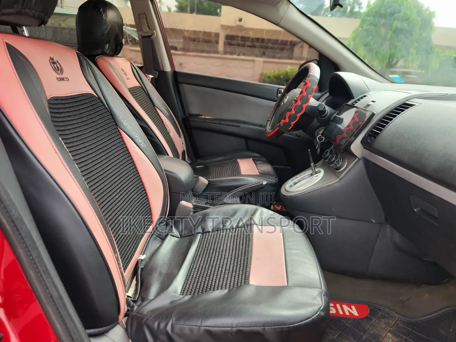 Nissan Sentra 2.0 2011 Red