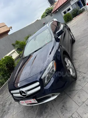 Mercedes-Benz GLA 250 2017 Blue