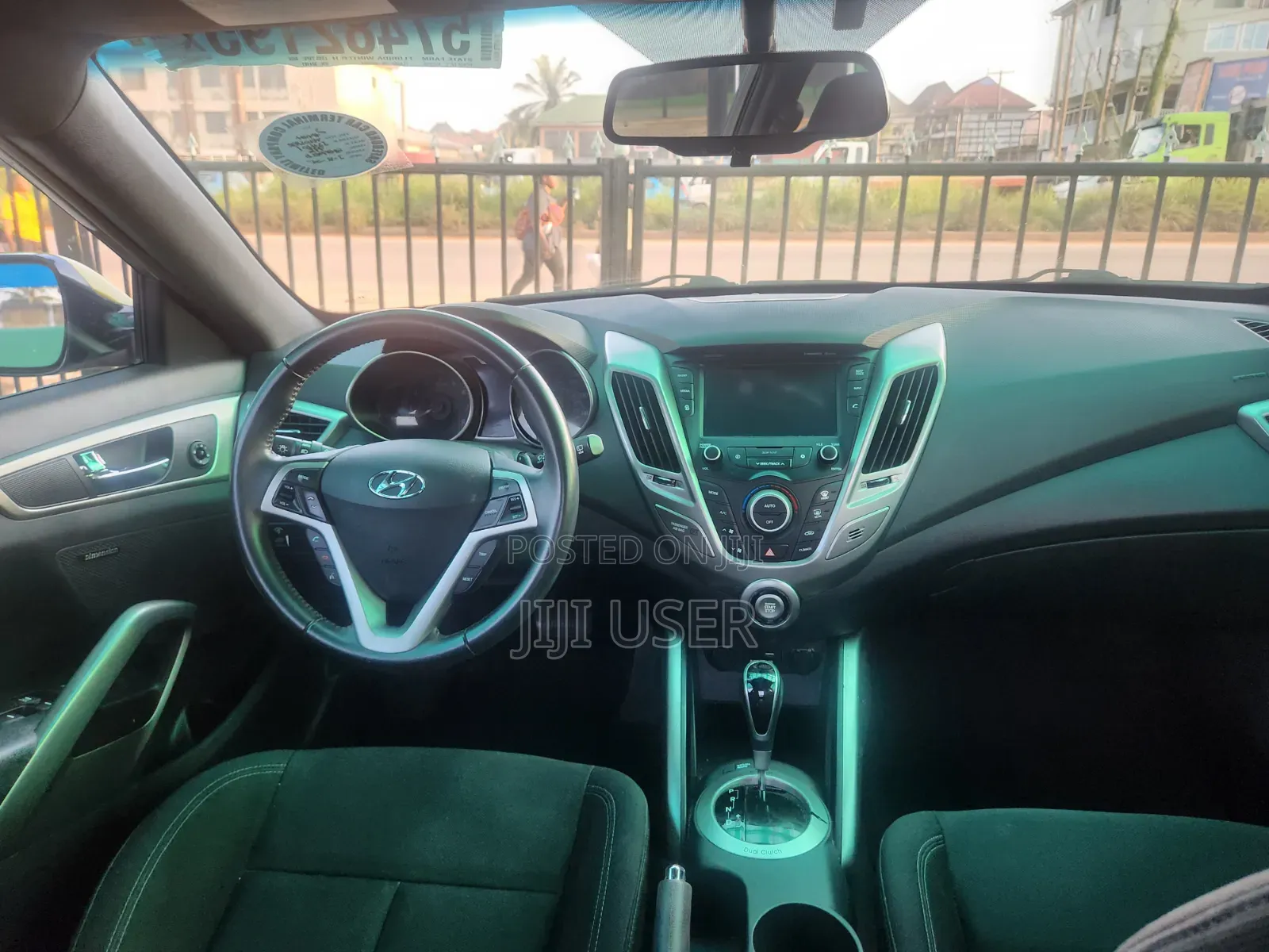 Hyundai Veloster 2019 Gold
