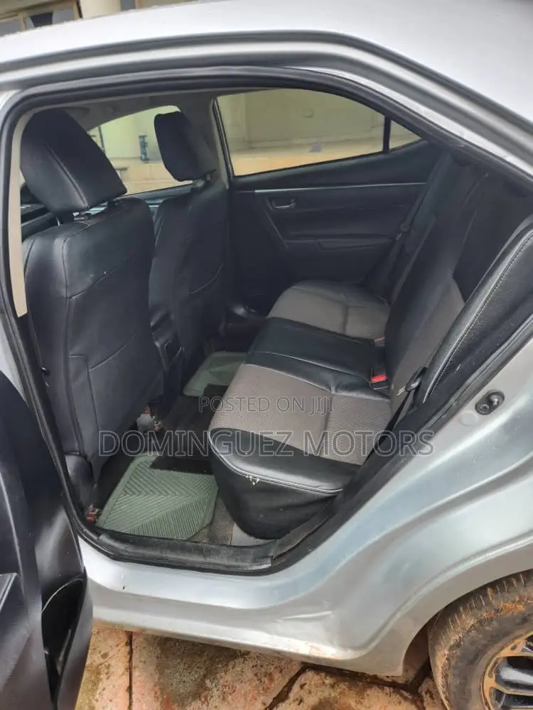 Toyota Corolla 2014 Silver