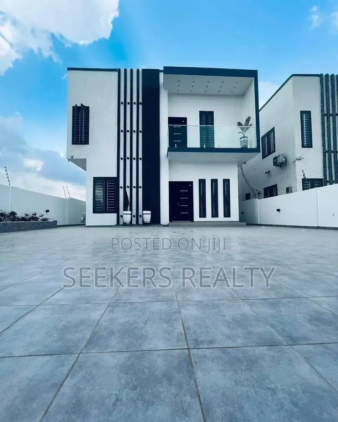4bdrm House in Seekers Realty, East Legon for sale