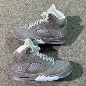 Air Jordan 5 Retro